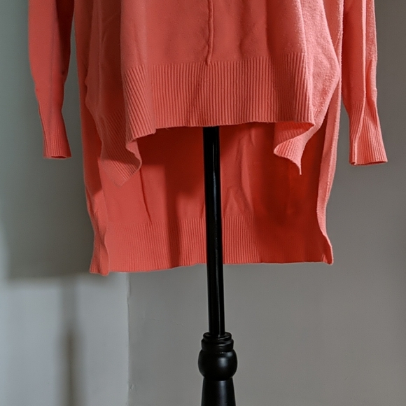 Sweater - Picture 2 of 4